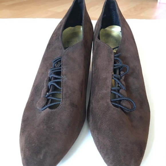 American Eagle brown suede size 6 1/2 small heel Mary Poppins style - Picture 3 of 5